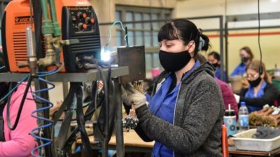 La industria pyme continúa recuperándose