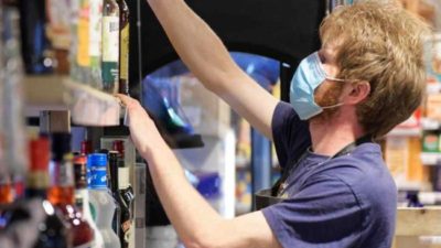 Jóvenes y pobres, los más afectados por falta de trabajo