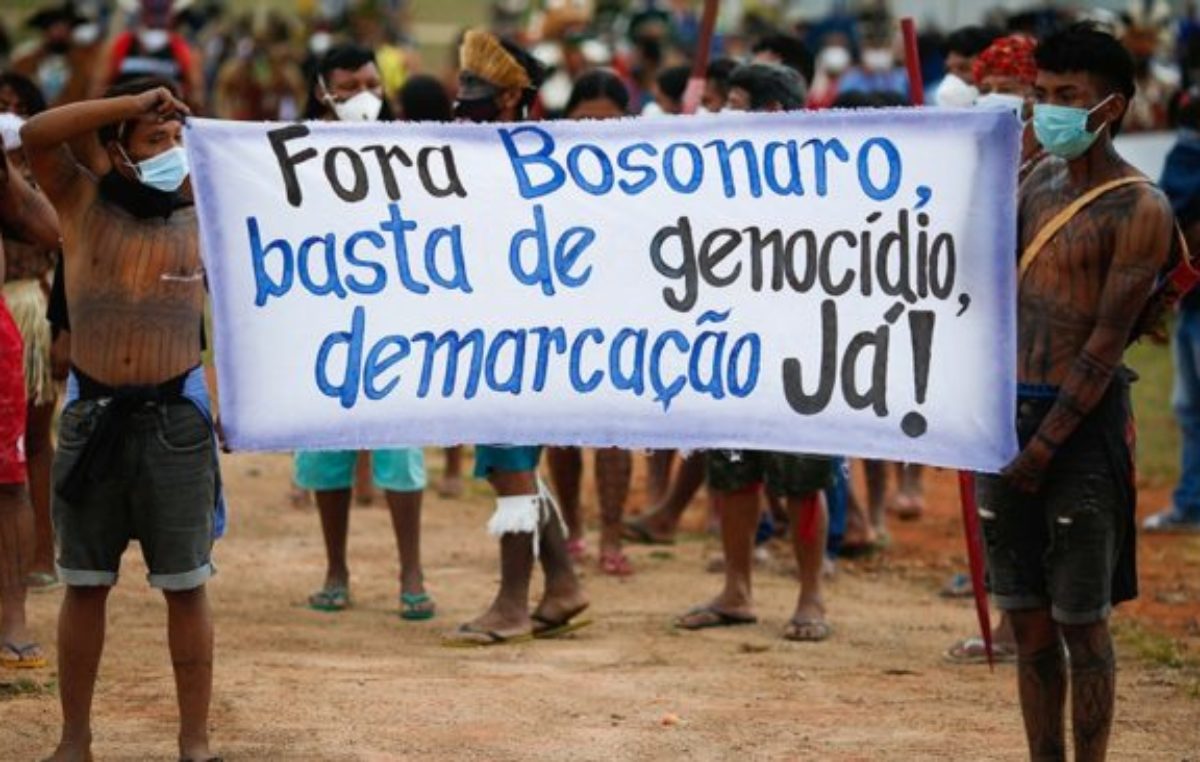 Denunciaron a Jair Bolsonaro ante La Haya por el genocidio de los pueblos originarios