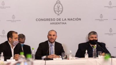 «Al asumir, teníamos un endeudamiento insostenible en moneda extranjera»