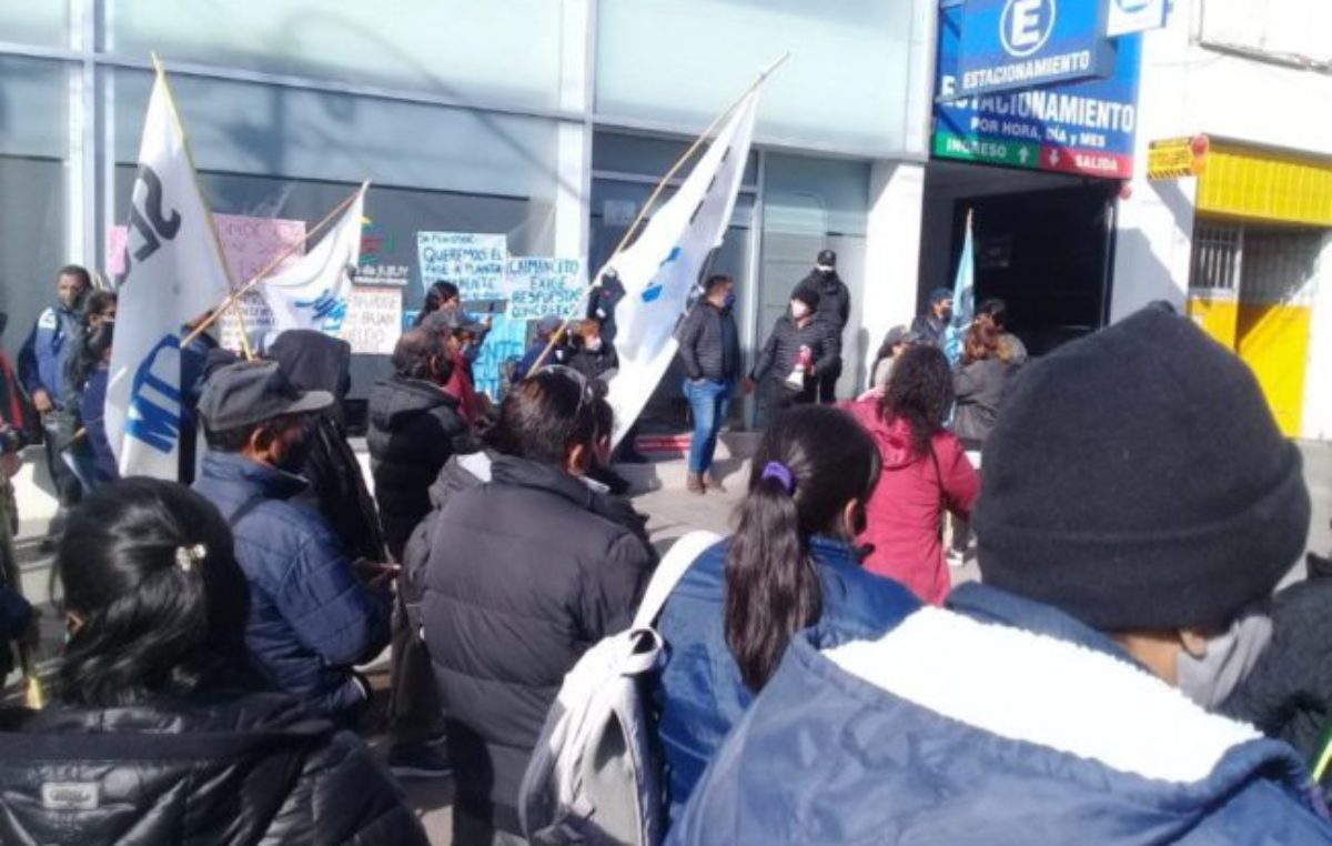 Municipales jujeños se plantaron en el Ministerio de Trabajo para exigir paritarias