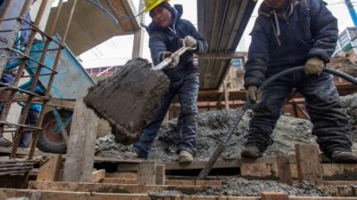 El Gobierno impulsa una nueva suba del Salario Mínimo