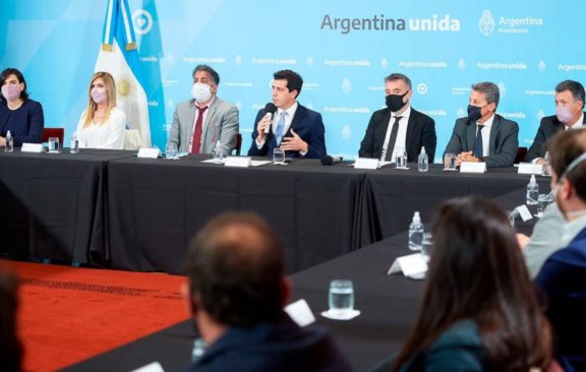 Gobierno y medios asumieron un compromiso contra la difusión de contenidos falsos en las PASO