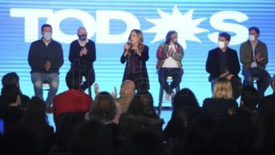 Funcionarios y referentes del FdT reafirmaron el compromiso de escuchar el mensaje de la ciudadanía