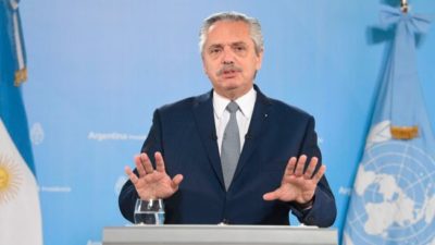 Fernández criticó el «endeudamiento tóxico e irresponsable» de Cambiemos con el FMI