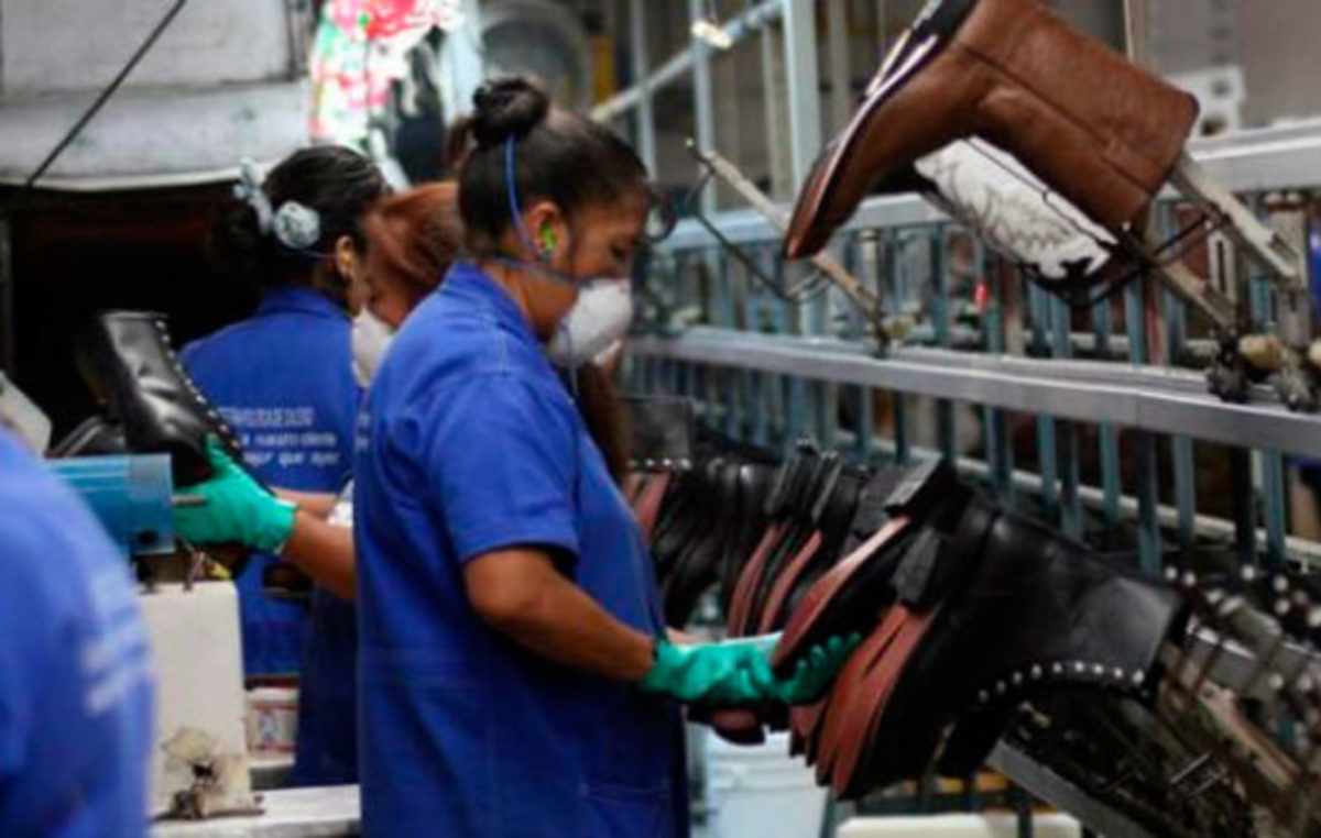 Moroni: «No existe evidencia empírica de que la eliminación de derechos laborales genere más empleo»