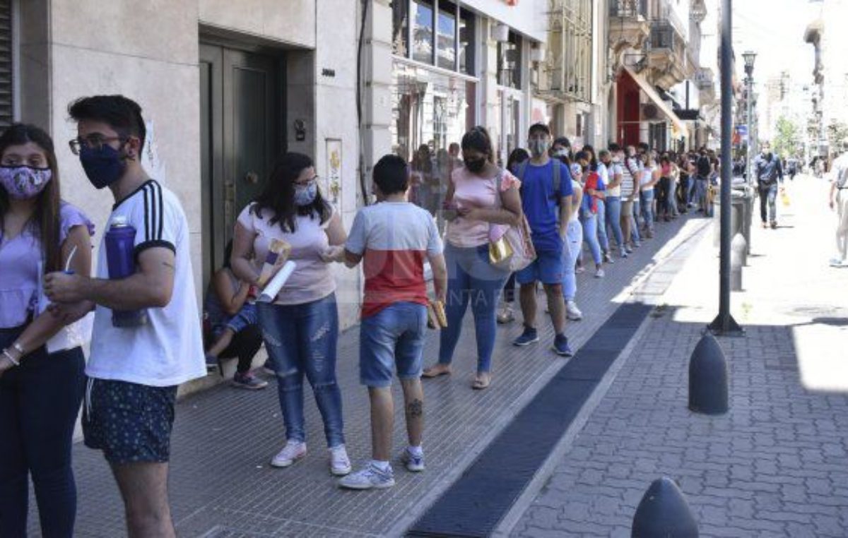 Gran Santa Fe: hay casi 80.000 personas que no tienen trabajo o que están buscando otro empleo aún siendo ocupados