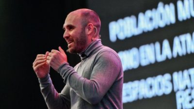 Martín Guzmán: el gobierno de Macri «aumentó el desempleo, la pobreza, la desigualdad»