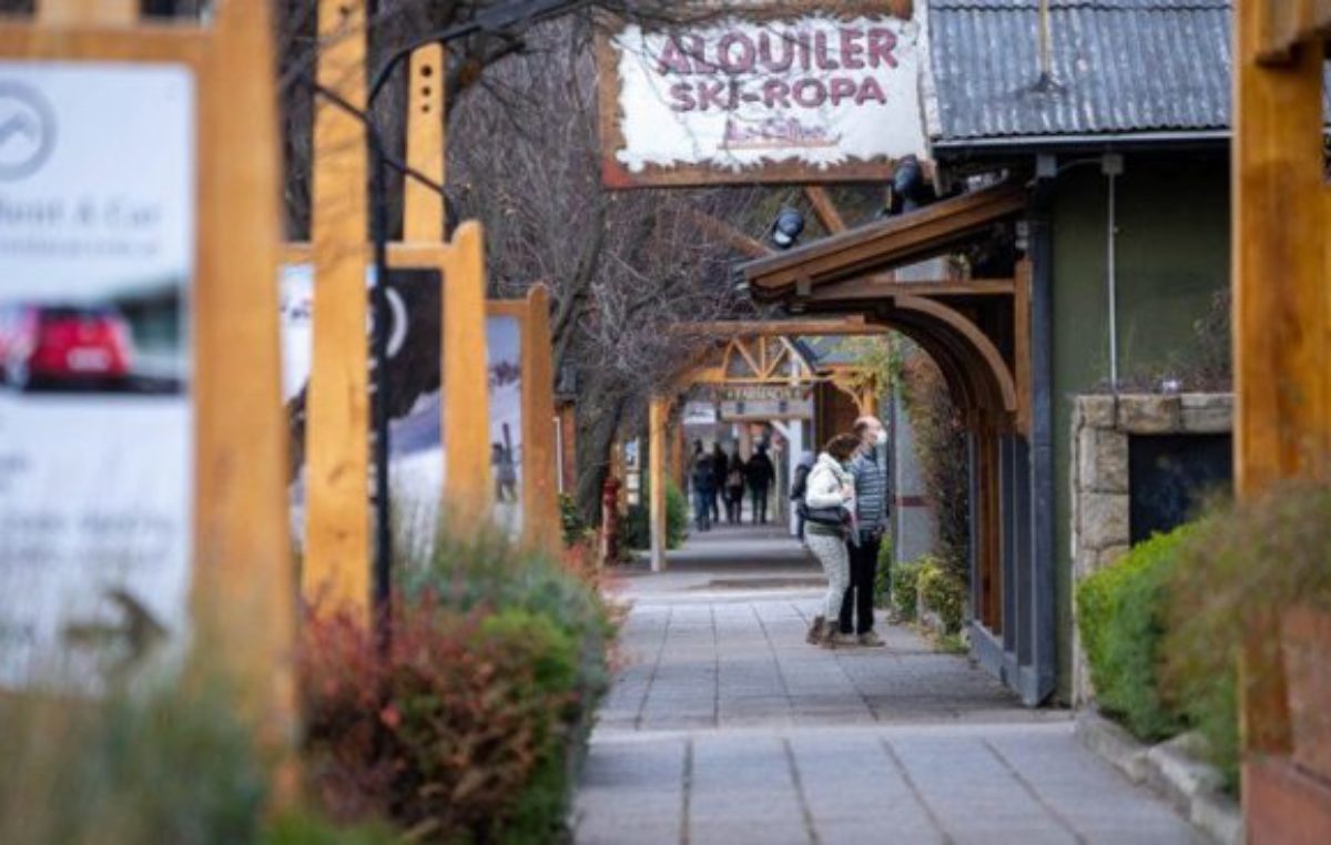 Neuquén tiene 76 mil plazas turísticas menos que en 2019