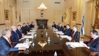 El Presidente, cara a cara con los «dueños»