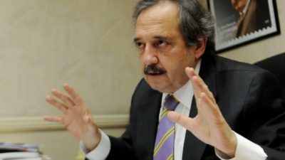 Ricardo Alfonsín: «La derecha intenta frenar las iniciativas que contradicen intereses de las grandes corporaciones»