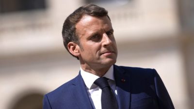 Una Francia fragmentada oscila entre el oficialismo y la ultraderecha