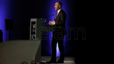 El ministro de Economía aseguró que desde este mes bajará la inflación interanual