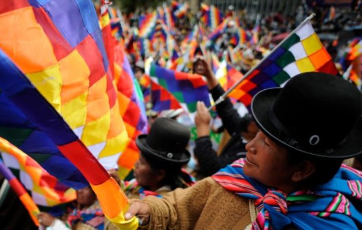 El oficialismo llenó las calles de las principales ciudades de Bolivia y criticó a la oposición