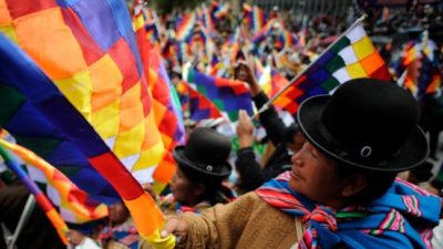 El oficialismo llenó las calles de las principales ciudades de Bolivia y criticó a la oposición