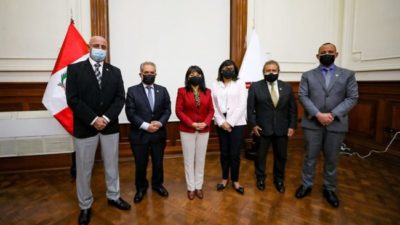 Perú: La primera ministra pidió al Congreso peruano la confianza para el nuevo gabinete