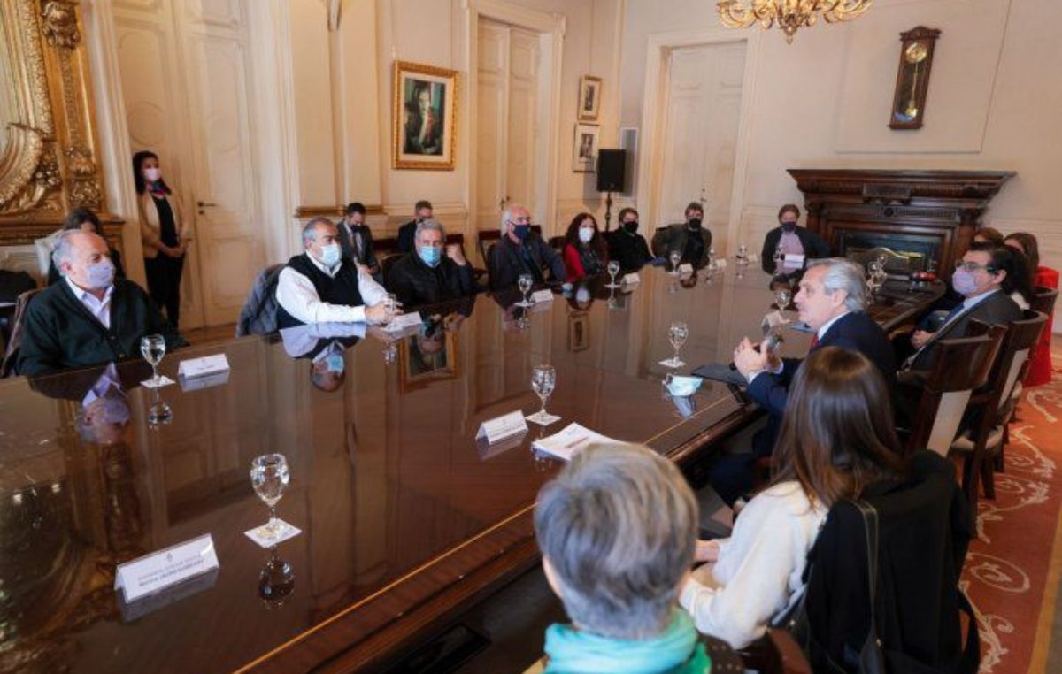 Alberto Fernández presentó un proyecto de ley para consolidar ambientes laborales seguros y saludables