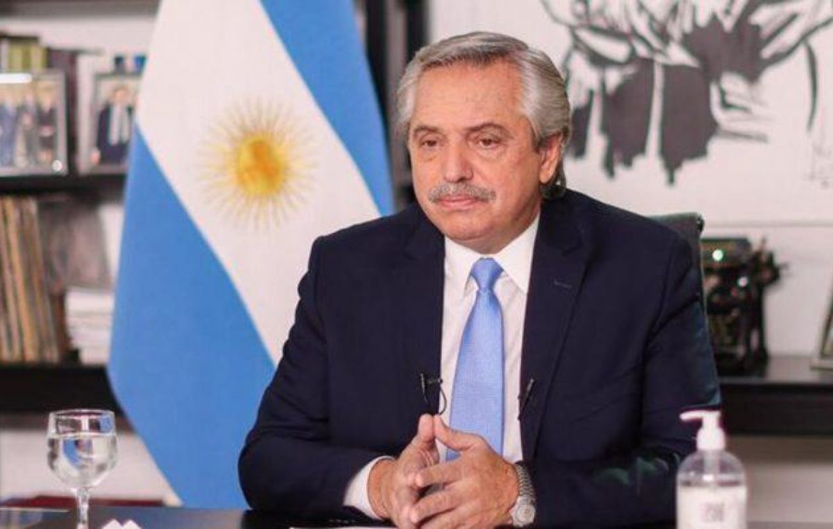 Por decreto, el Gobierno convertirá los planes sociales en empleo registrado