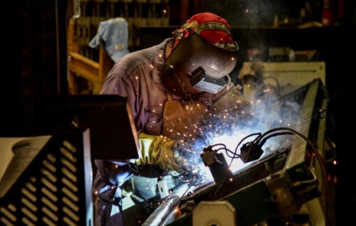 La industria, de regreso al 2015