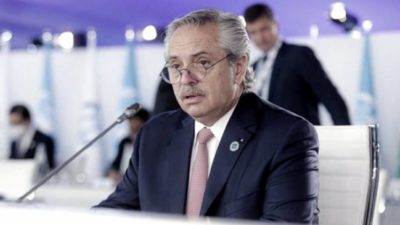 El Presidente invocó la «solidaridad» para innovar en «materia financiera»