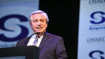 Fernández reivindicó las conquistas sindicales y llamó a «trabajar todos juntos por esos derechos»