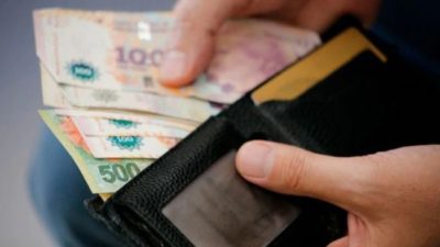 Los salarios le dan pelea a la inflación