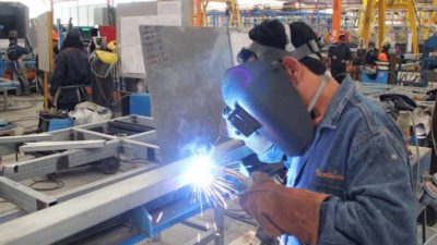 Recuperación económica: 7 de cada 10 sectores ya producen más que a principios de 2021