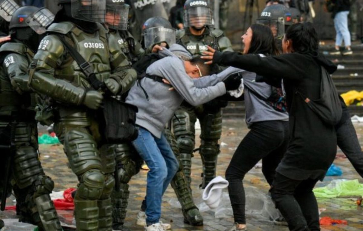 Los jóvenes que protagonizaron las protestas en Colombia denuncian una «cacería de brujas»