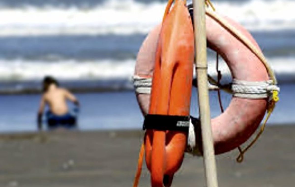 Pinamar: paro de guardavidas en reclamo de paritarias
