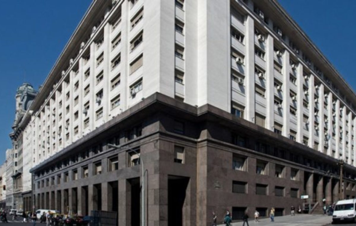 Economía obtuvo $114.400 millones en la primera licitación del año