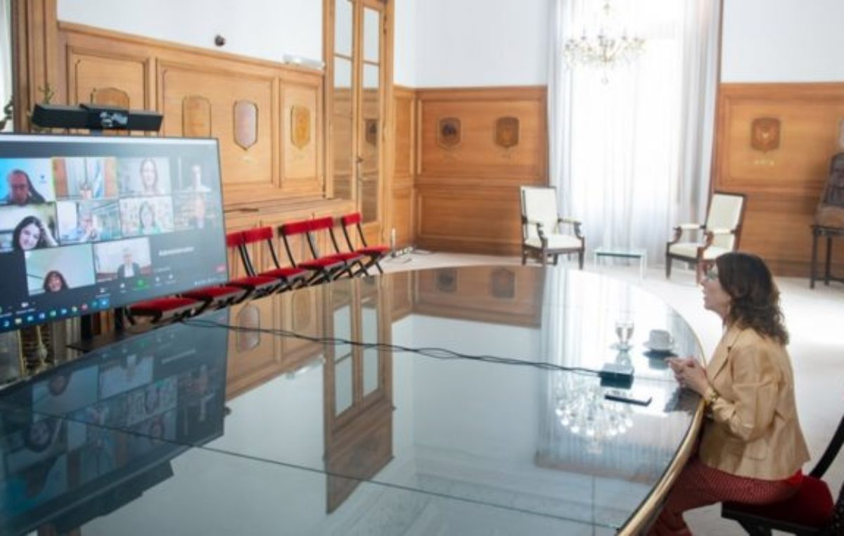 El Gobierno y la UIA conformarán una mesa de trabajo