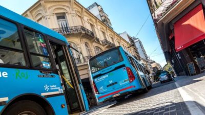 Choferes rosarinos advierten que en marzo serán necesarias 100 unidades más