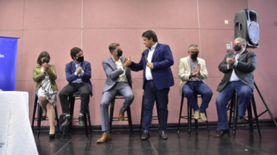 Nación y Municipio de Neuquén firman convenio por el acceso a la tierra: ¿En qué consiste?