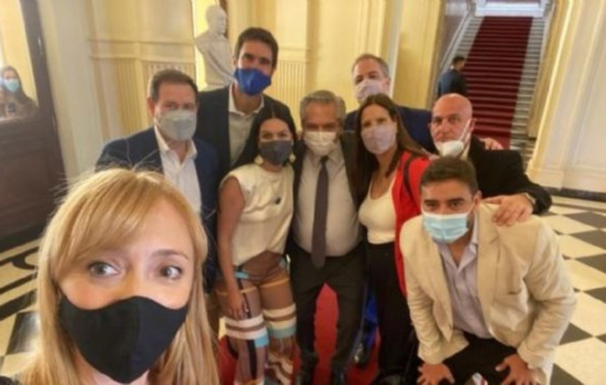 El peronismo mendocino comenzó a trabajar para desdoblar las elecciones comunales de las generales
