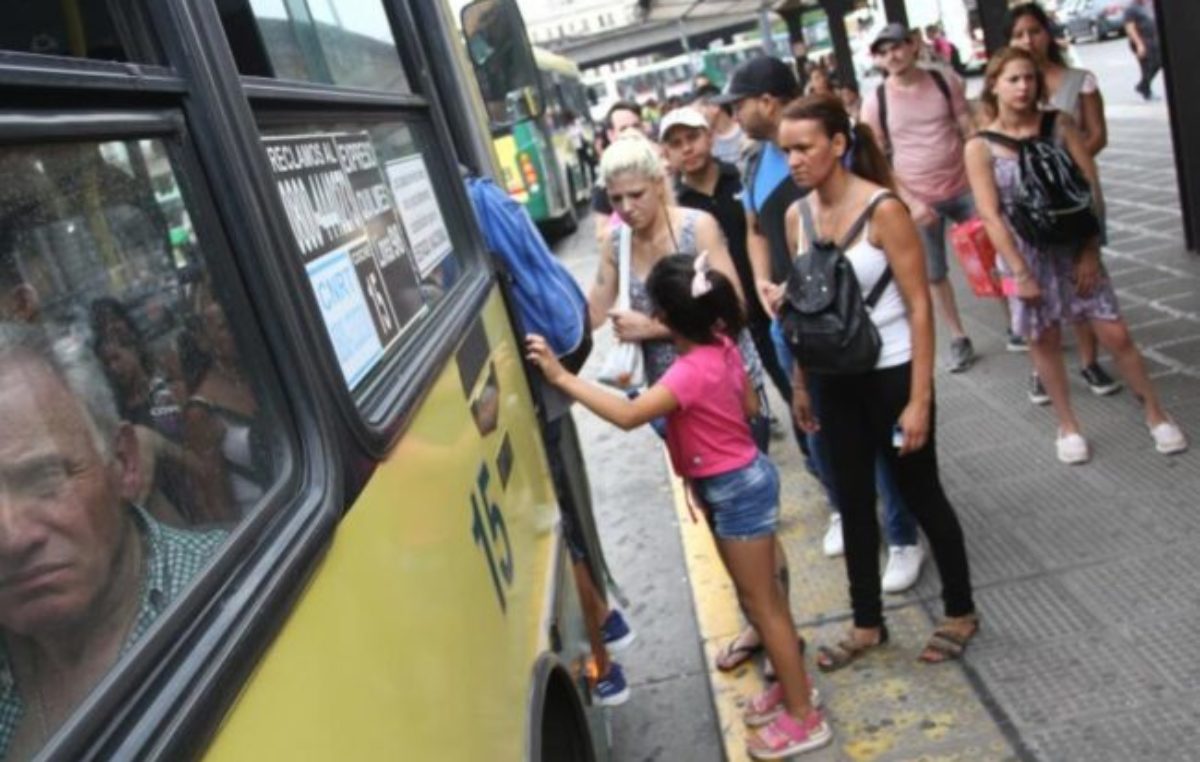 Horacio, ¿tenés 5 para el bondi?
