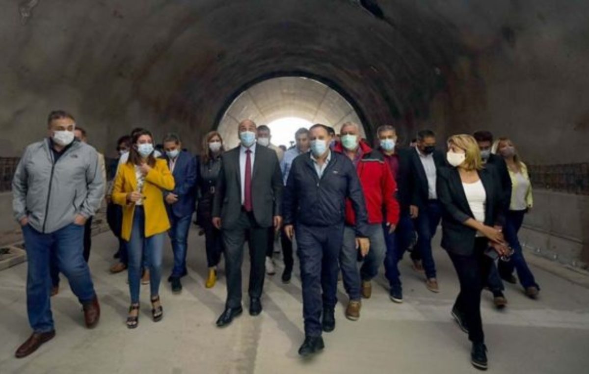 Manzur afirmó que el Gobierno busca «cerrar brechas» con la ejecución de obras