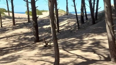 El pueblo con una playa escondida en el que viven solo 22 personas