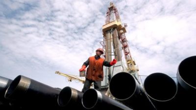 Kulfas: «Por cada empleo en un pozo petrolero, hay otros cinco indirectos»