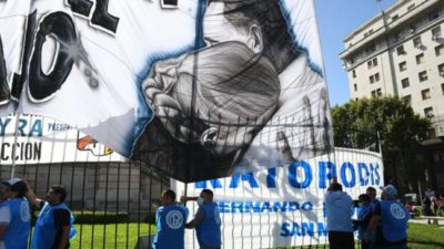 Militantes acompañaron el discurso y celebraron el rechazo a una reforma laboral