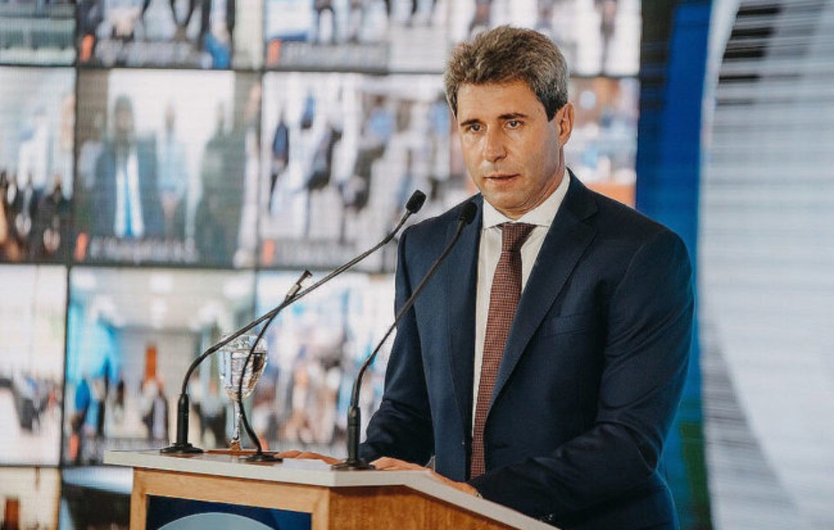 Duras declaraciones del gobernador de San Juan por el reparto de subsidios al transporte
