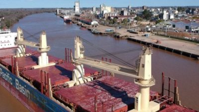 Desde el sector privado reconocen un «correcto manejo» de la Hidrovía por parte del Estado