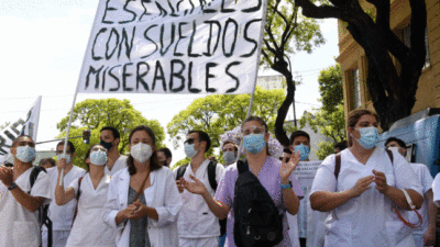 Personal de salud paralizó los hospitales porteños exigiendo un aumento salarial