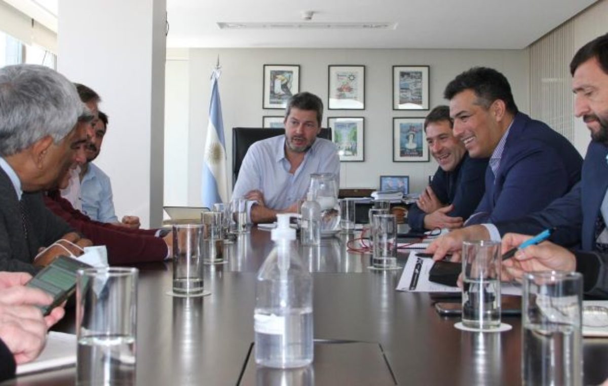 Intendentes chubutenses se reunieron con Matías Lammens