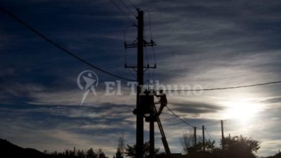 Salta: El 31% de los «usuarios vulnerables» pagará 16% de aumento de luz; el resto un 32%