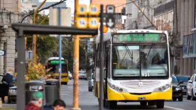 Transporte: para el intendente de Santa Fe la situación «es injusta e inmoral»