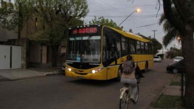 Los santafesinos abandonaron el colectivo: cómo se mueve la ciudad