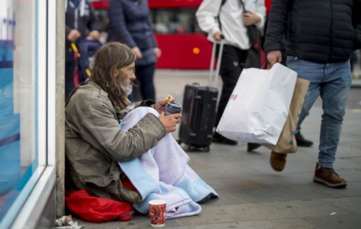 Millones de británicos saltean sus comidas porque no pueden pagar los alimentos
