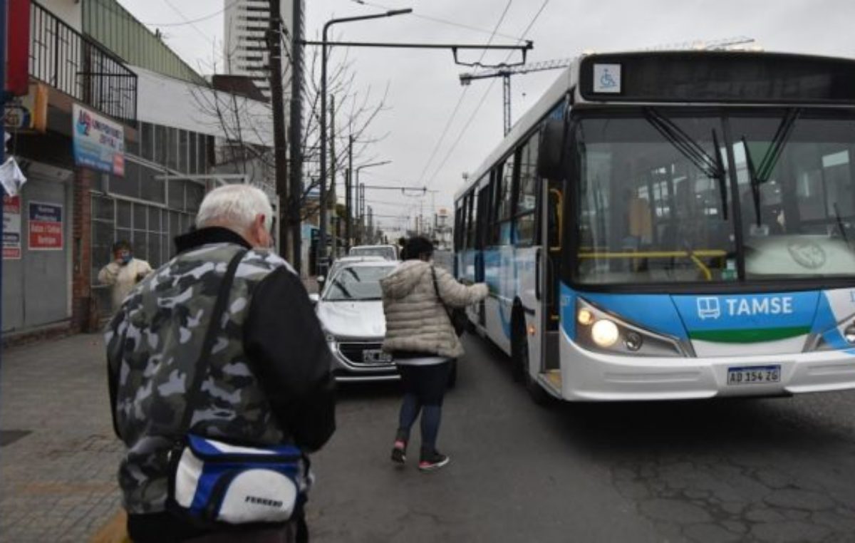 Rosario, Santa Fe y Córdoba suben 17% la tarifa de colectivos