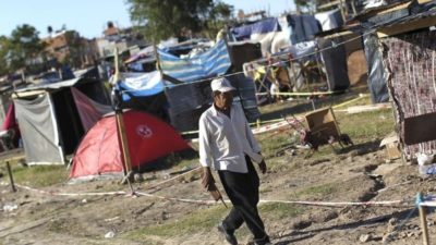 Según una medición paralela del Gobierno, 55% de los argentinos son pobres