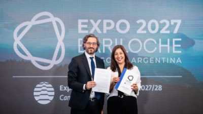 Cafiero lanzó la candidatura de Bariloche para organizar una feria internacional en 2027